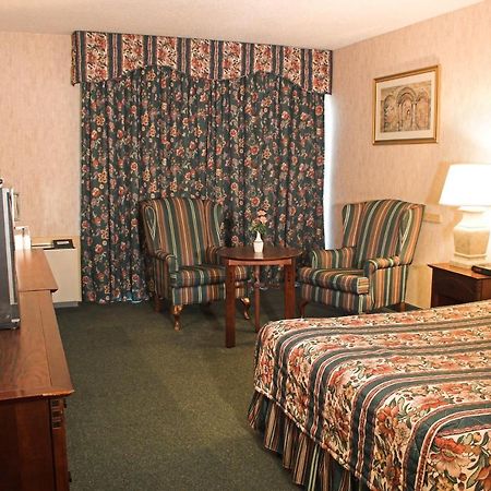 Toronto East Inn מראה חיצוני תמונה