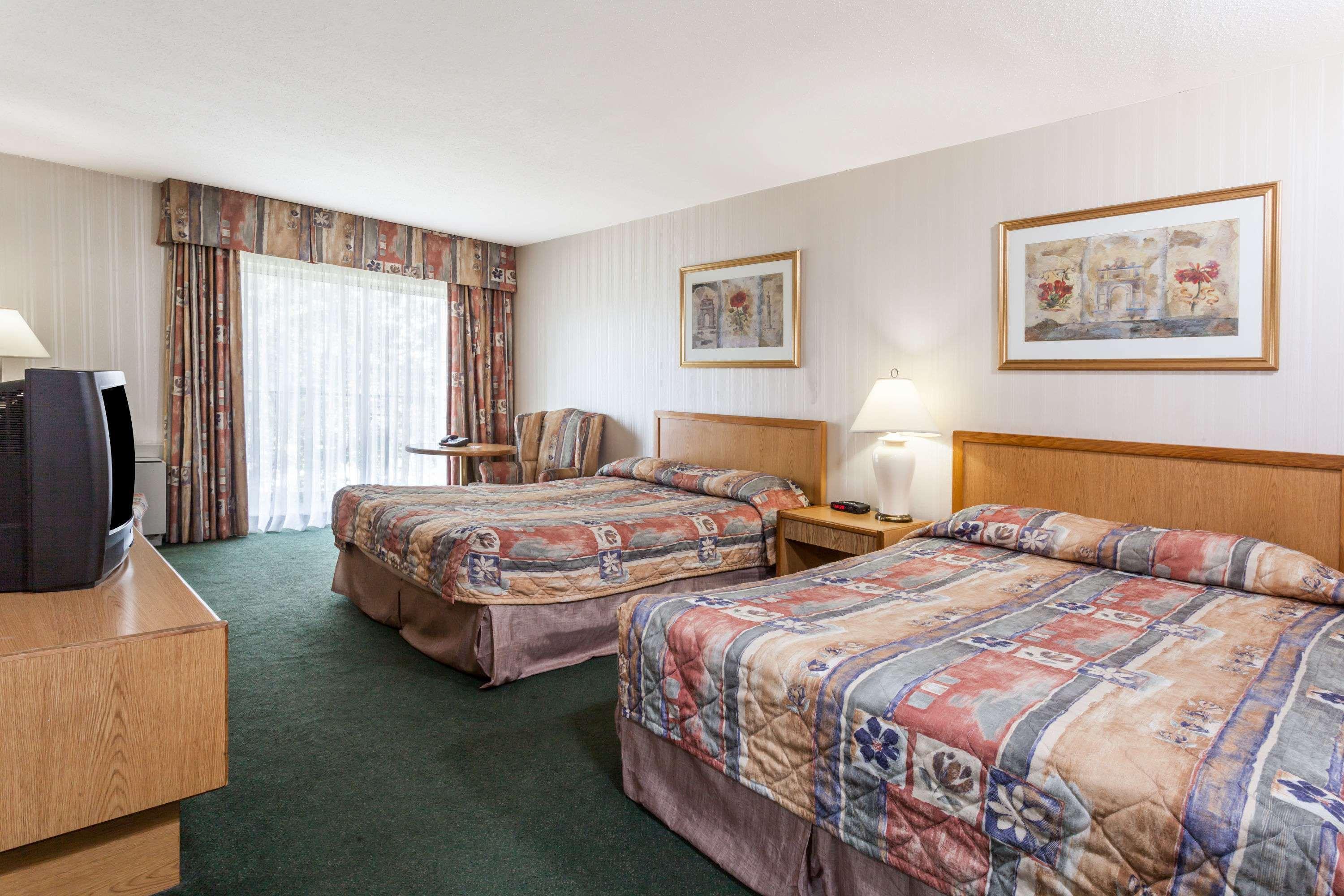 Toronto East Inn מראה חיצוני תמונה