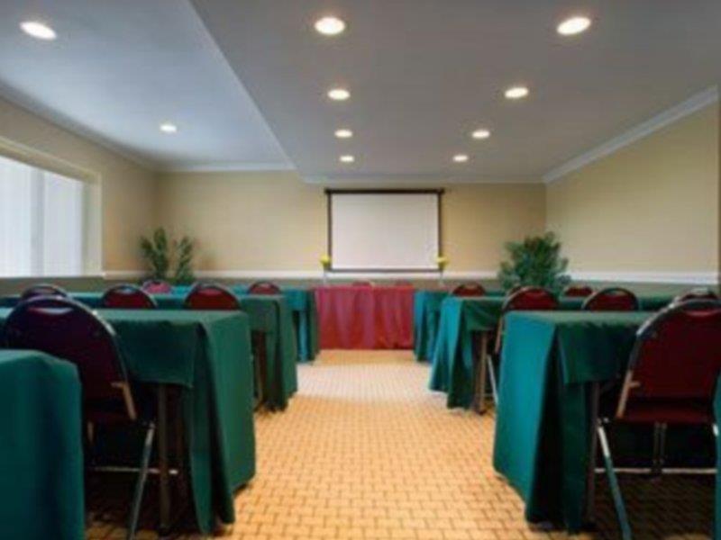 Toronto East Inn מראה חיצוני תמונה
