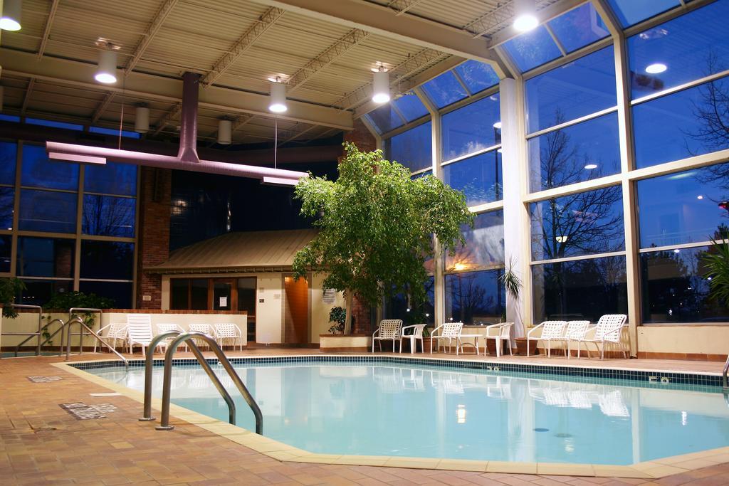 Toronto East Inn מתקנים תמונה
